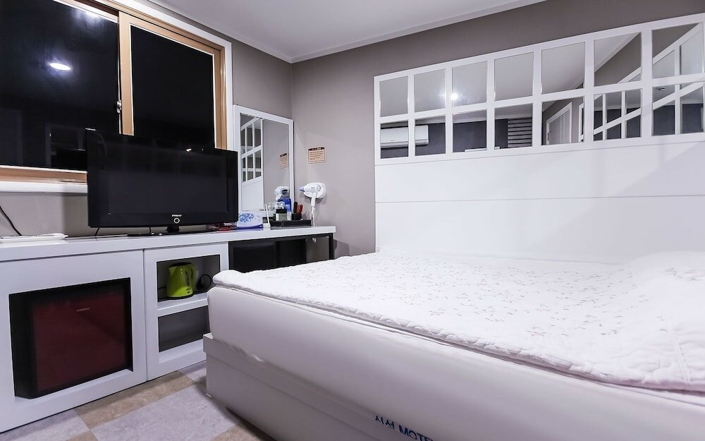 Фото Ulleung Ara Hotel