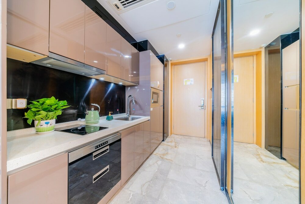 Фото Cloudy International Apartment