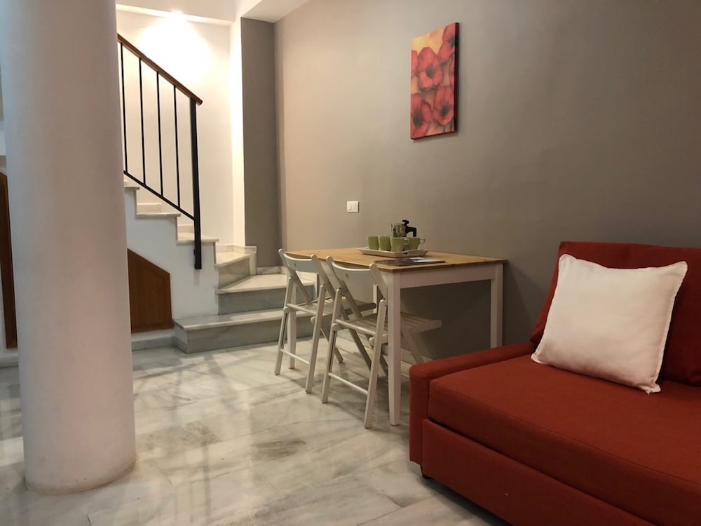 Фото Holidays2Malaga Pet In Love