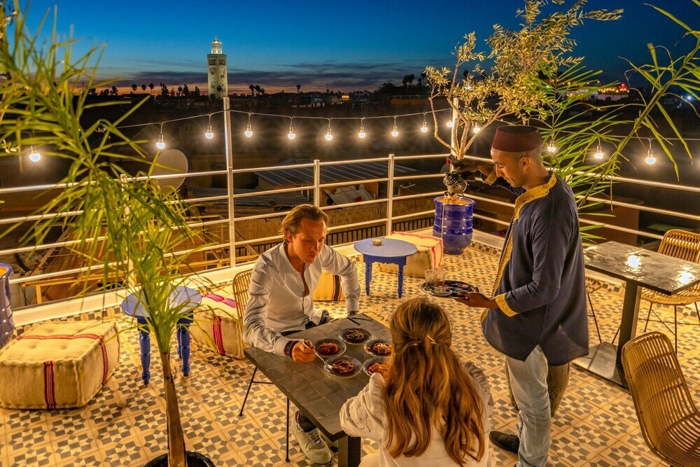 Фото Zwen Zwen Boutique Hotel Rooftop & SPA