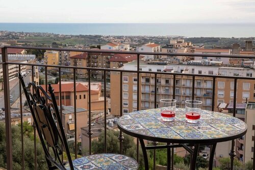 Гостиница Esseneto Rooms в Агридженто