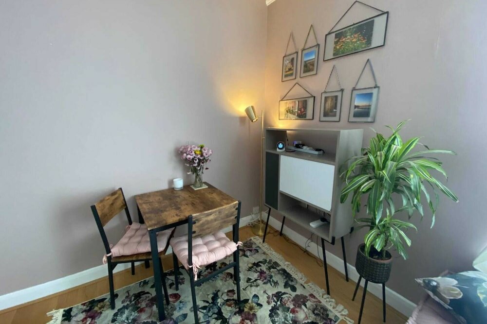 Фото Cosy and Stylish 1 Bedroom in Pimlico