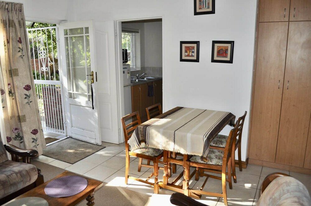 Фото Paris Road Studio