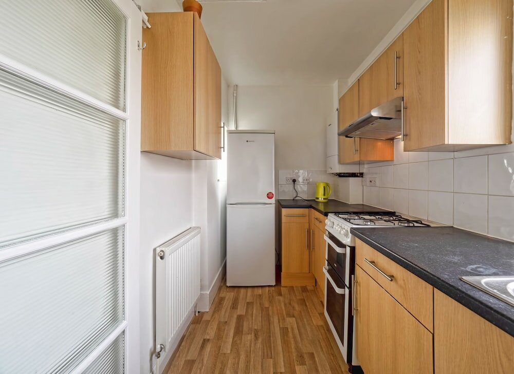 Фото 2 Bedroom Apt in Residential Locality