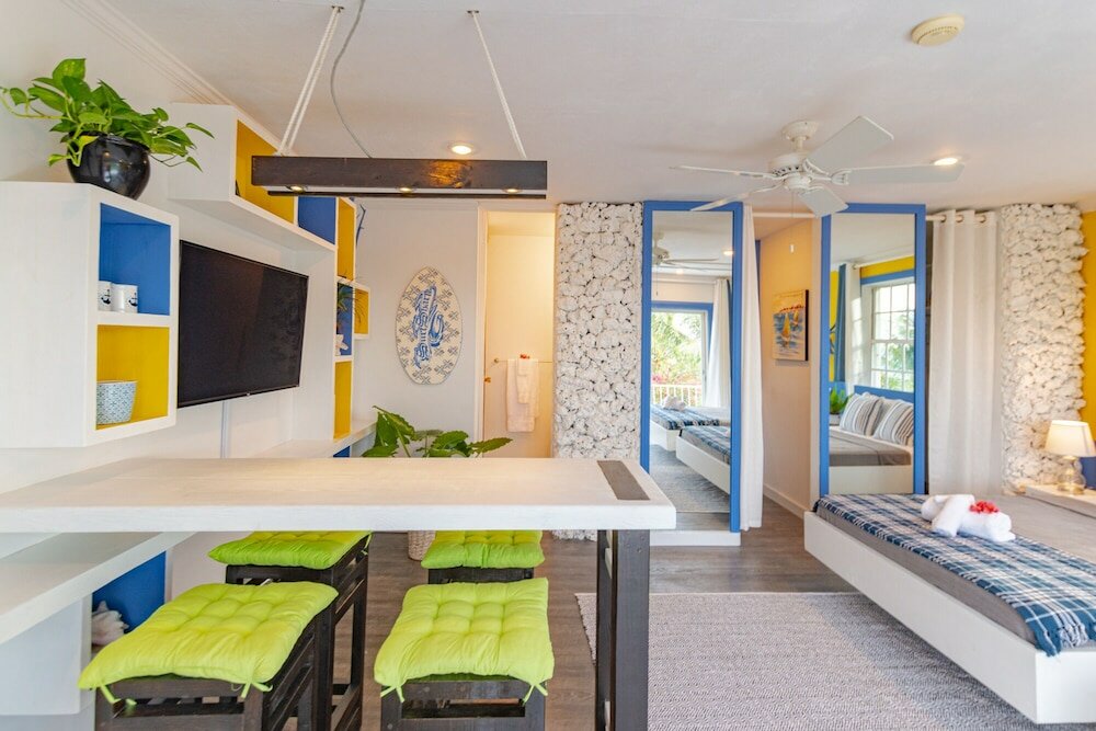 Фото Panoramic Cottage at Love Beach - Pool