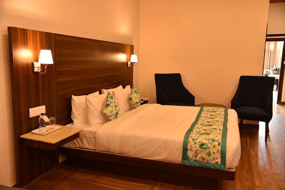 Фото Mastiff Hotel Gopalpur