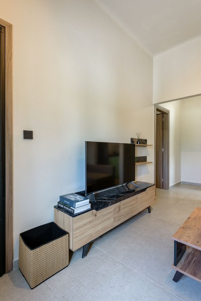 Фото Galio Suites Airport by Airstay