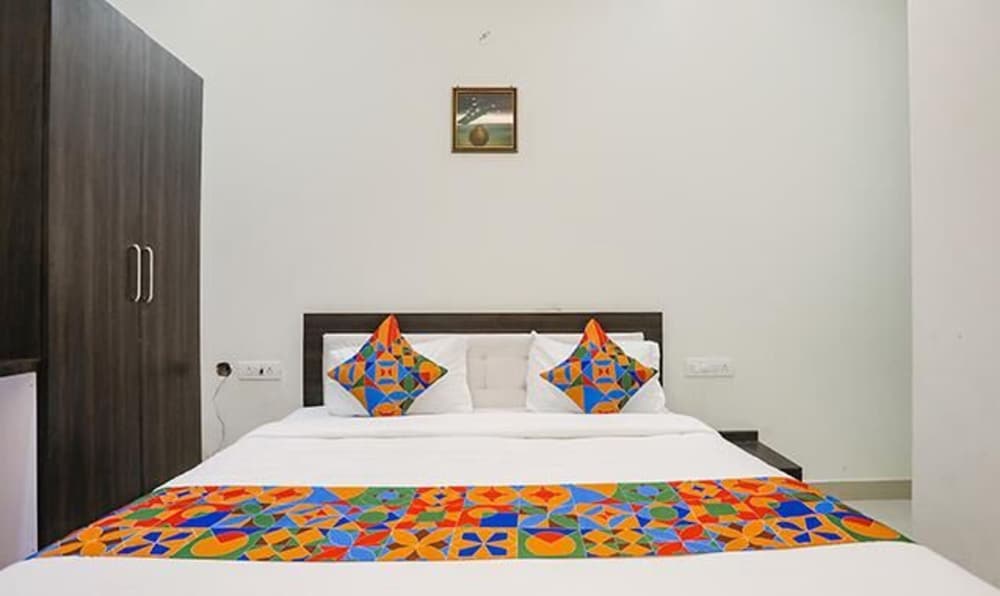 Фото Fabhotel Atharv Palace