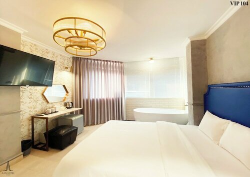 Гостиница A In Hotel Del Luna в Хошимине