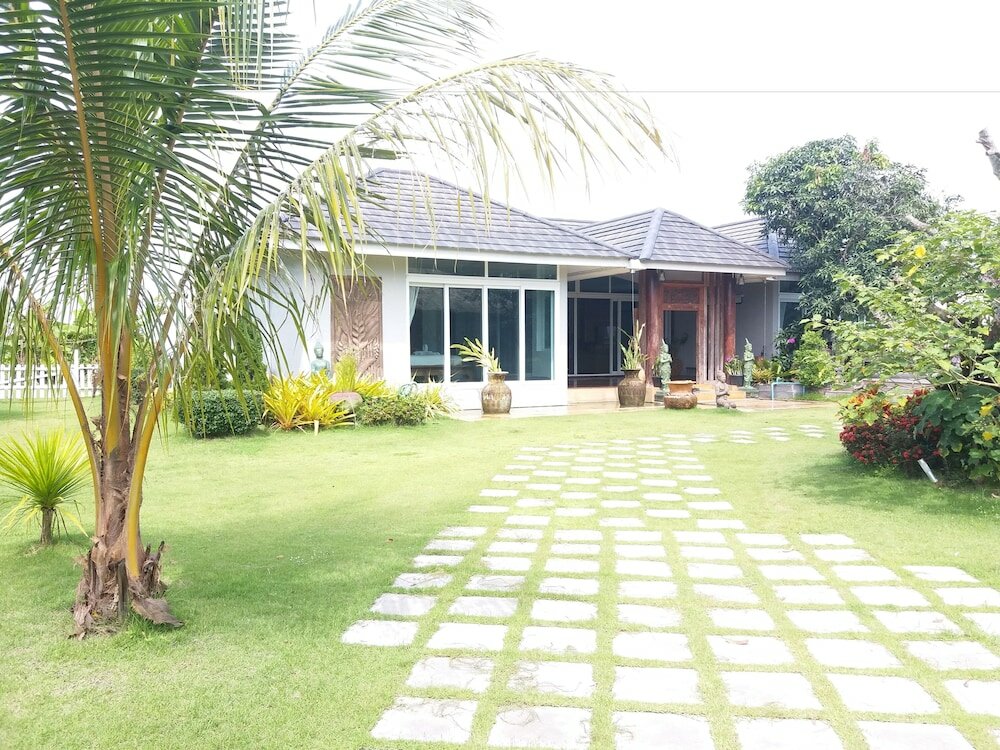 Фото Mountain View Pool Villa Nakhonnayok