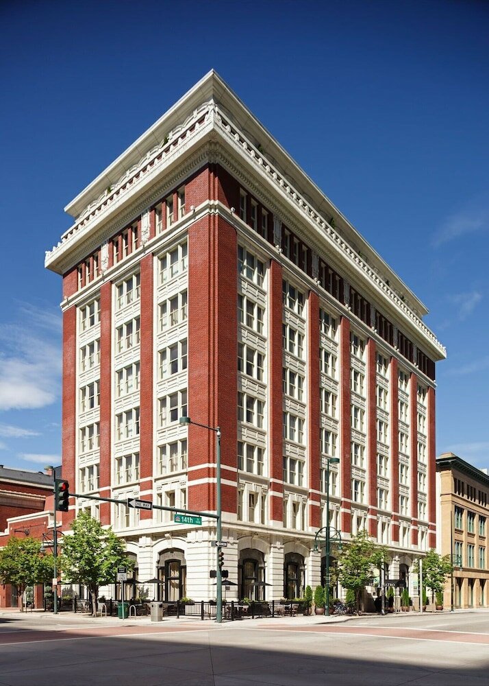 Фото отеля 1