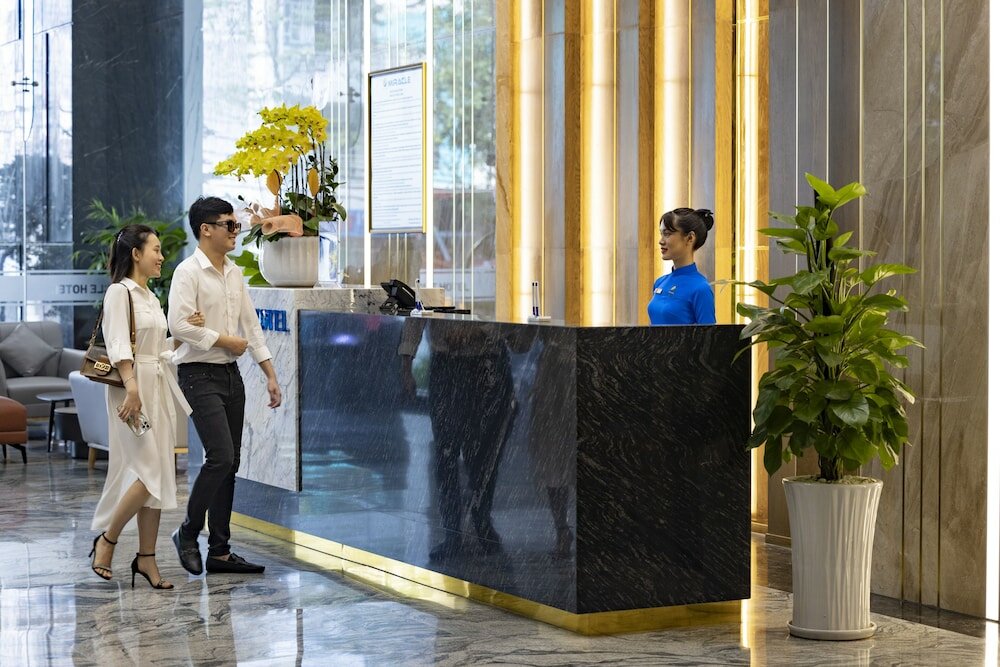 Фото Miracle Luxury Hotel