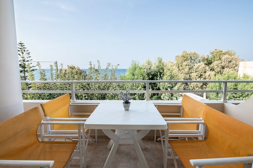 Фото Angela Beach