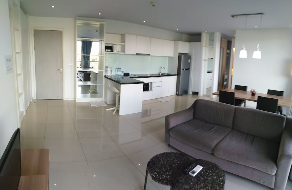 Фото Atlantis Condo Resort