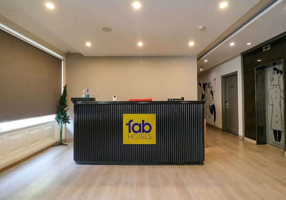 Фото Fabhotel Lord Inn