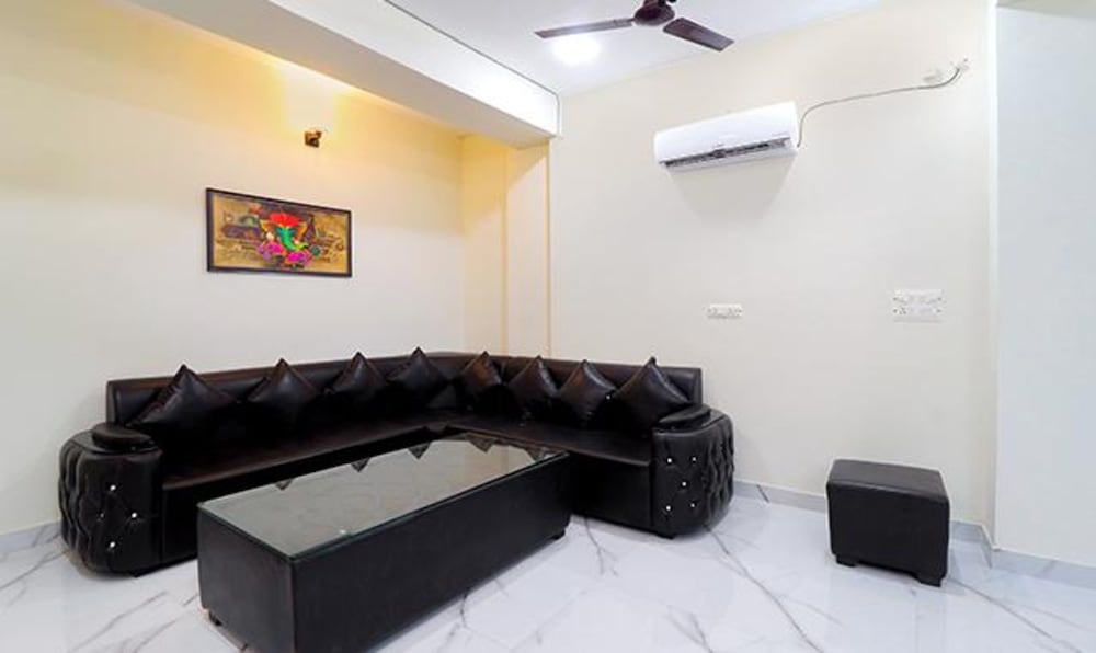 Фото Fabhotel Maira Heights