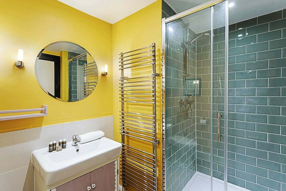 Фото Cottage Style Three Bedroom House