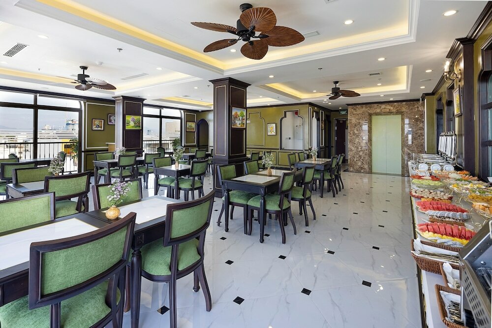 Фото Charming Beauty Hotel