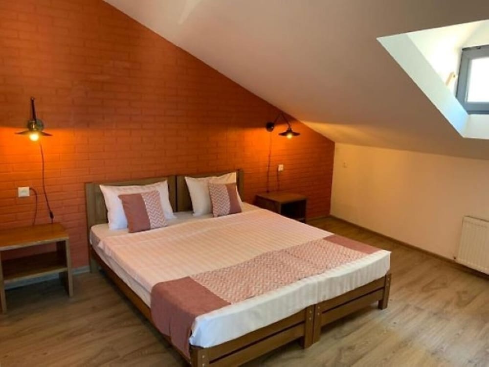 Фото Отель Tbil Inn