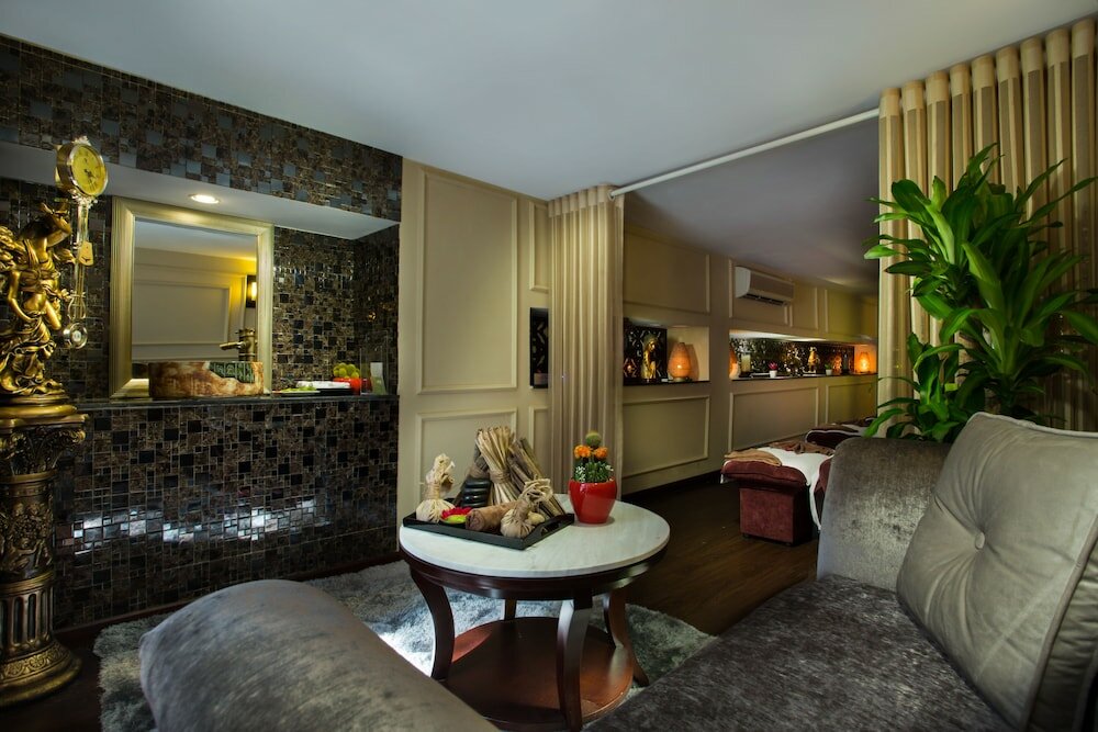 Фото Ambassador Hanoi Hotel & Travel