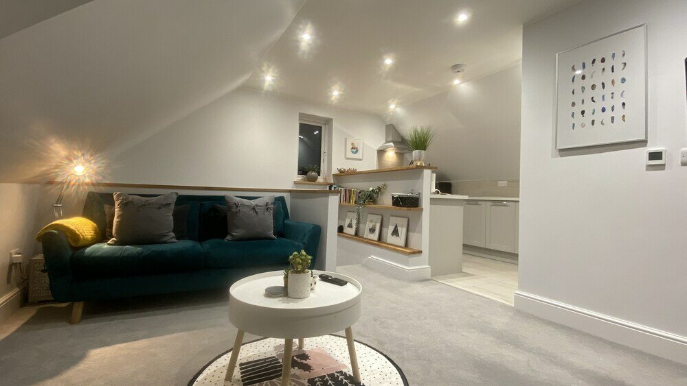 Фото 5 Star Unique Luxury Detached Apartment in Windsor