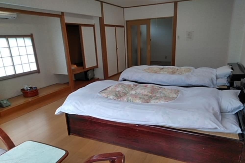 Фото Komagane Onsen Hotel