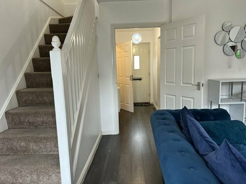 Гостиница Charming 2-bed Terraced Home in Dartford