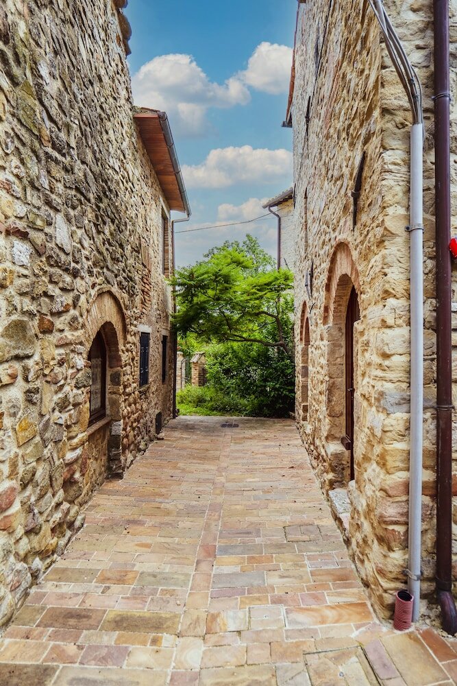 Фото Castello di Cisterna Umbria