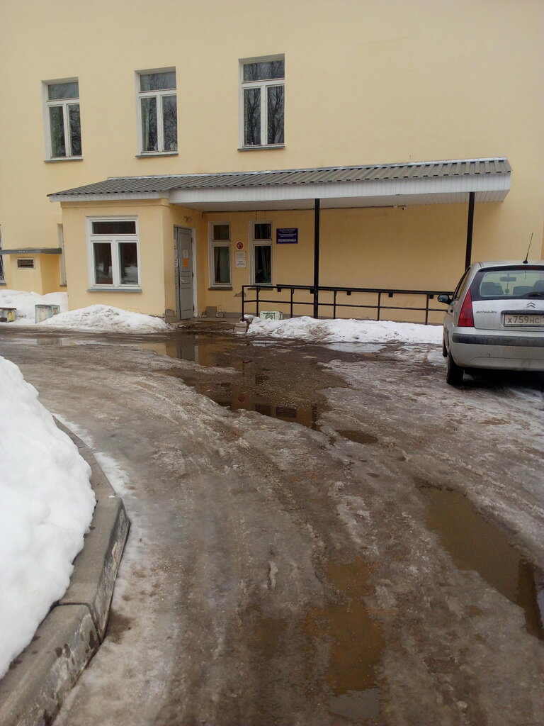 Polyclinic for adults Поликлиника, Pochinok, photo