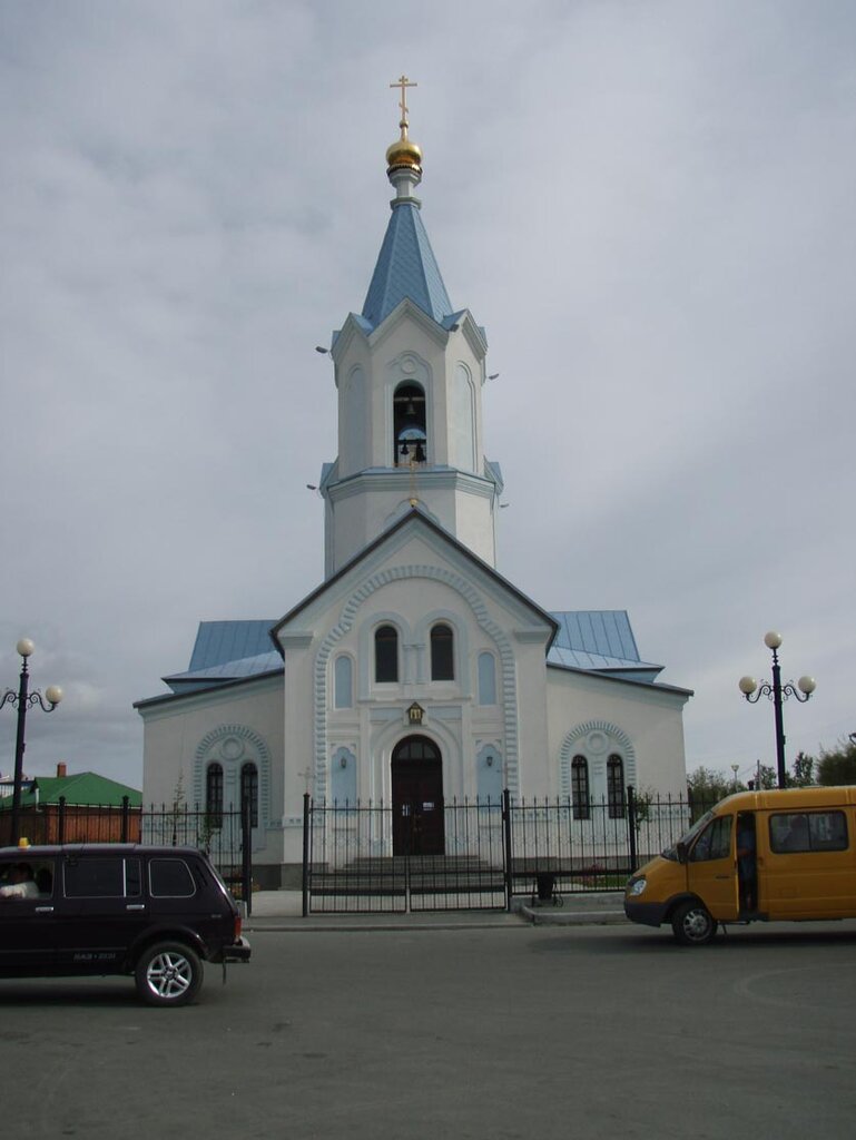Церковь в салехарде фото