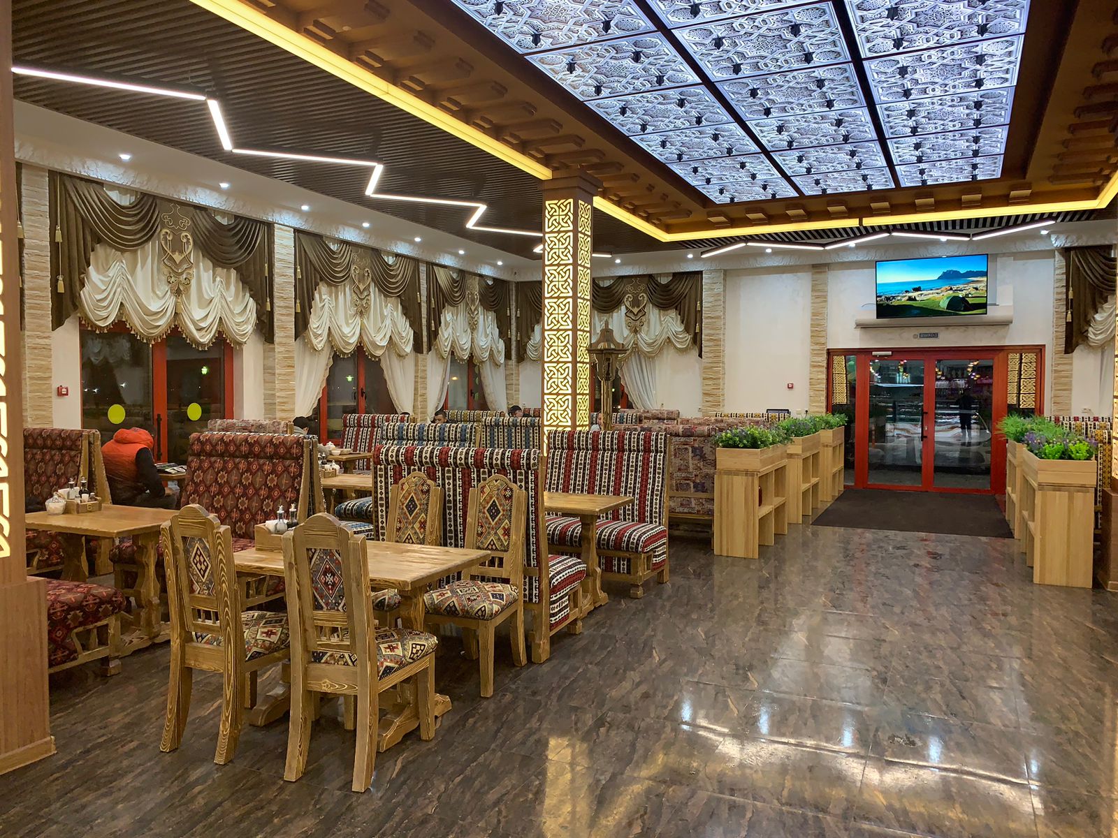 Кафе "У речки" Санкт-Петербург: бронирование, цены, меню, адрес, фото, отзывы - 
