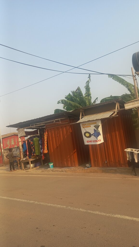 Milling Fufu Pounding Machine, Accra, photo
