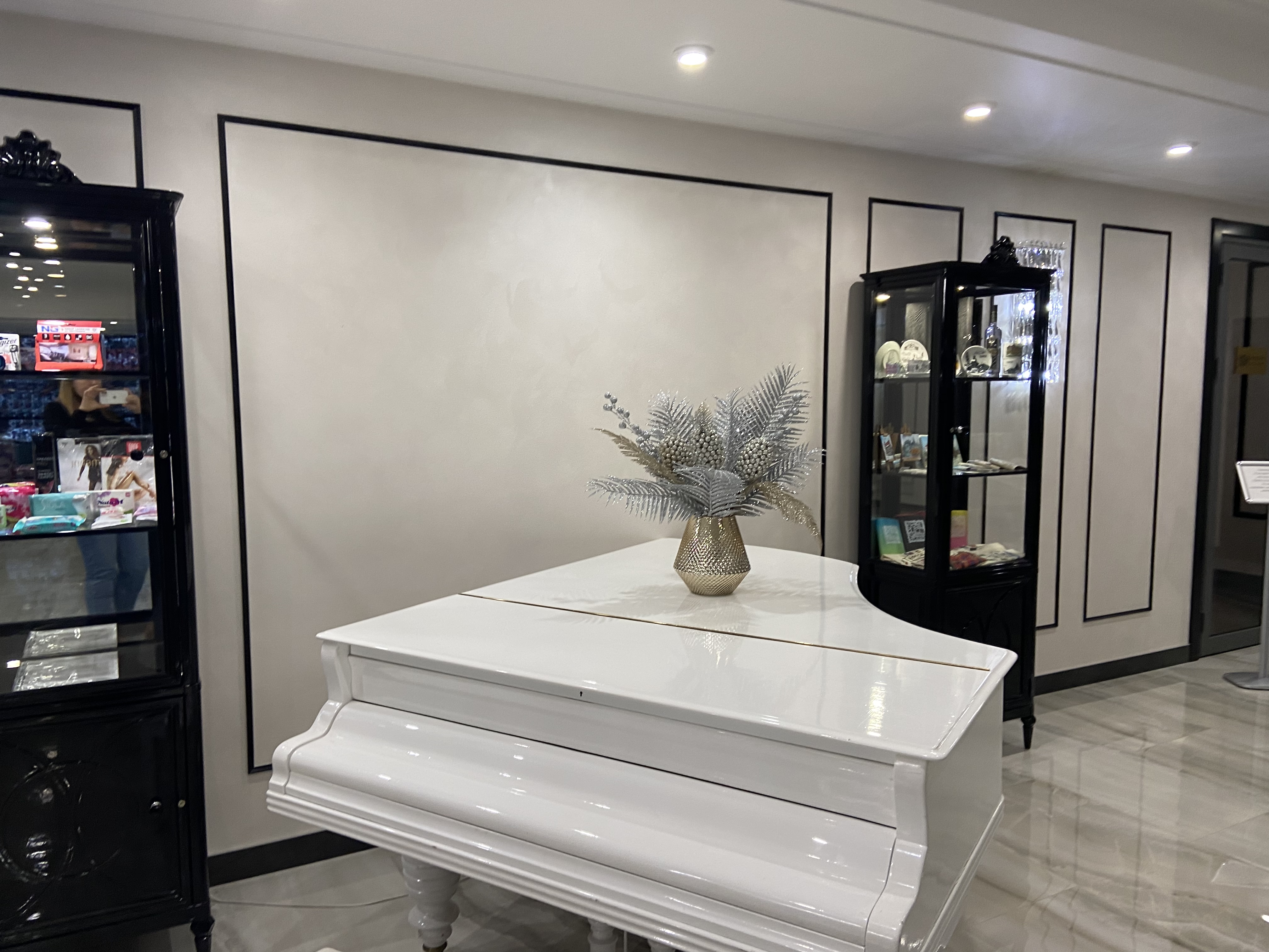 Фото Кухтерин