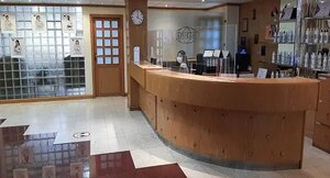 Apolo Hair Care Center (Zabeel Business Center, Al Karama, Bur Dubai, Dubai), medical center, clinic