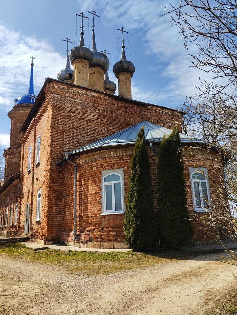 كنيسة أرثوذكسية Church Pokrova Presvyatoy Bogoroditsy V Alyoshne ، مقاطعة تولا، صورة