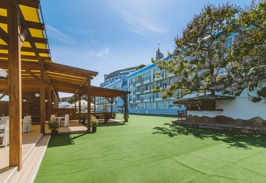 Фото Левант