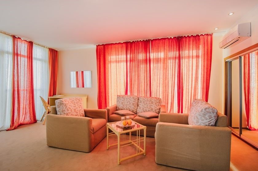 Фото Левант