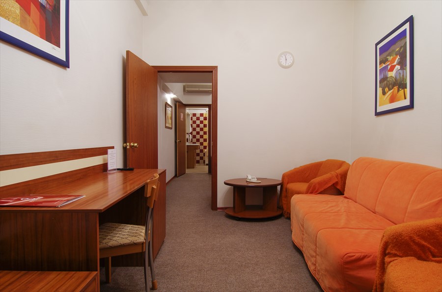 Фото Премьера