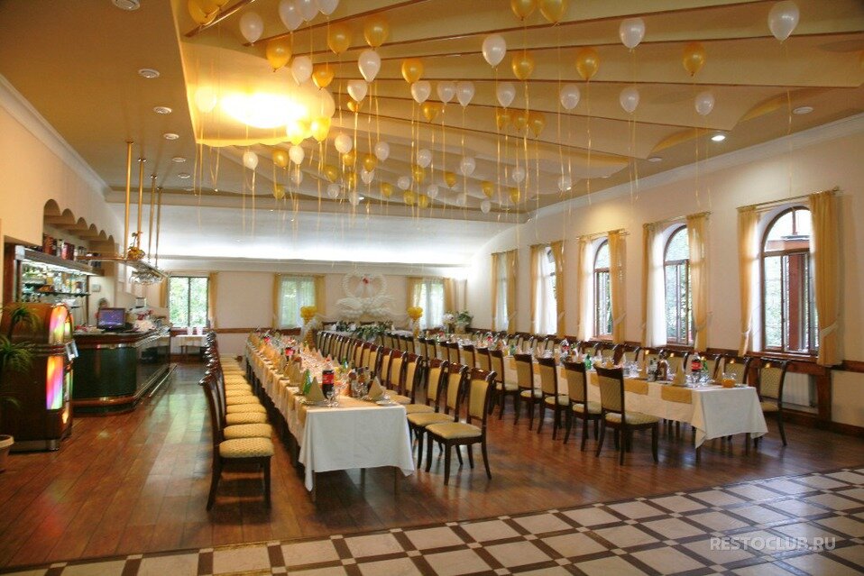 Кафе лав в останкинском парке