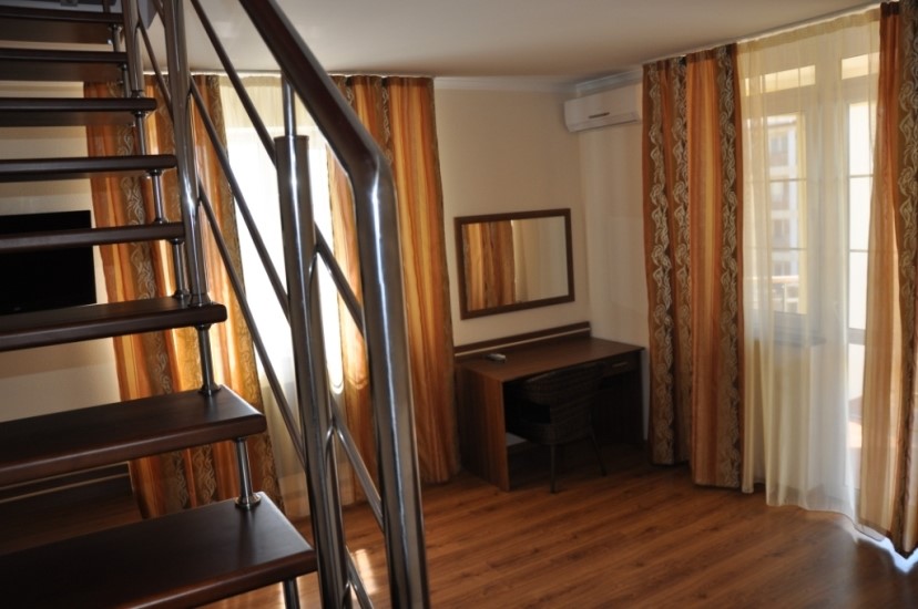 Фото Марикон