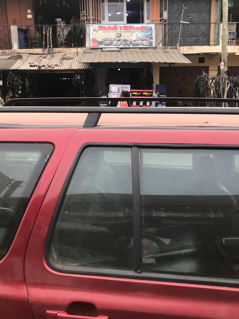 Auto parts and auto goods store Major 1 Motors, Accra, photo