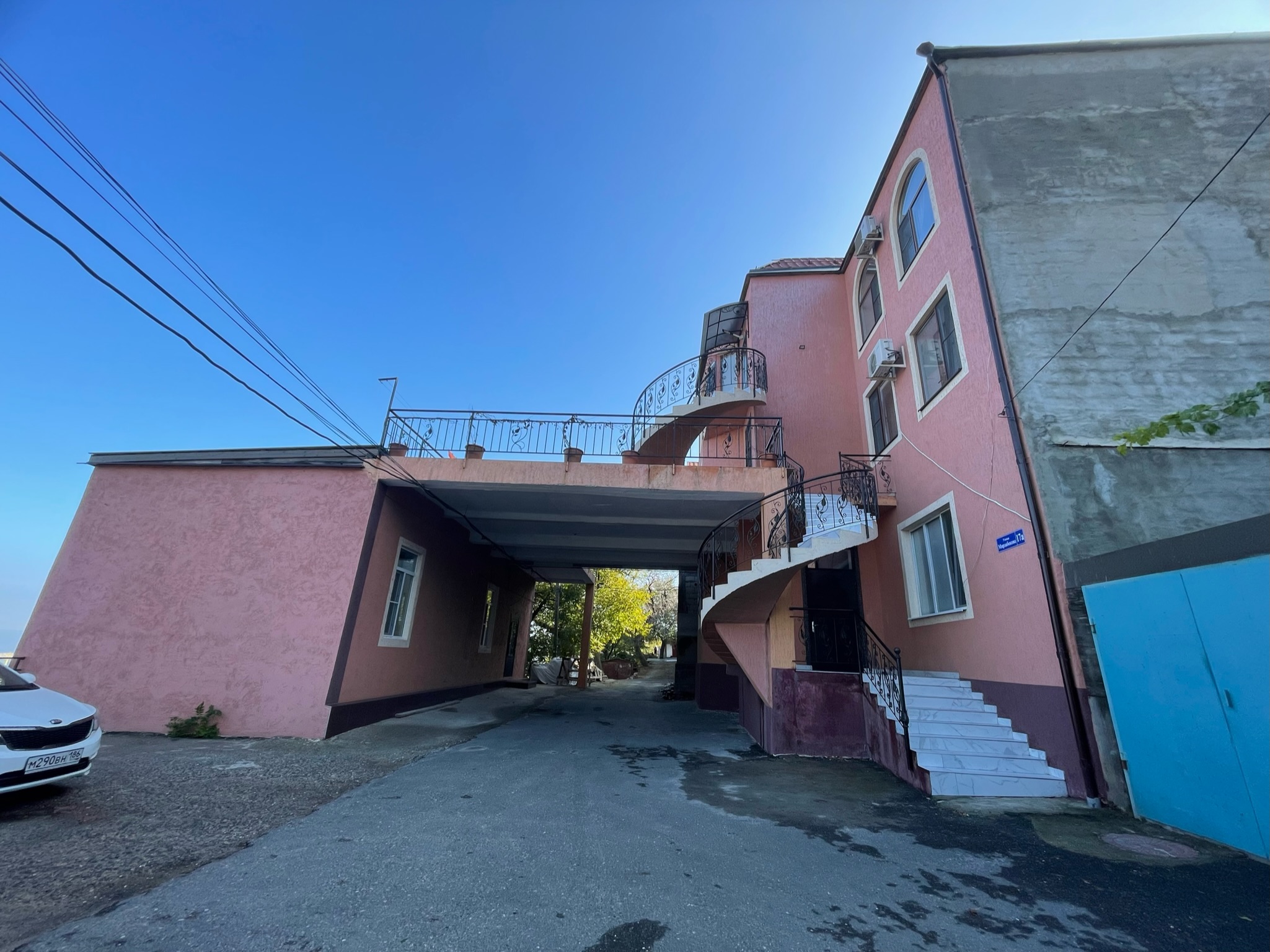 Фото отеля 4