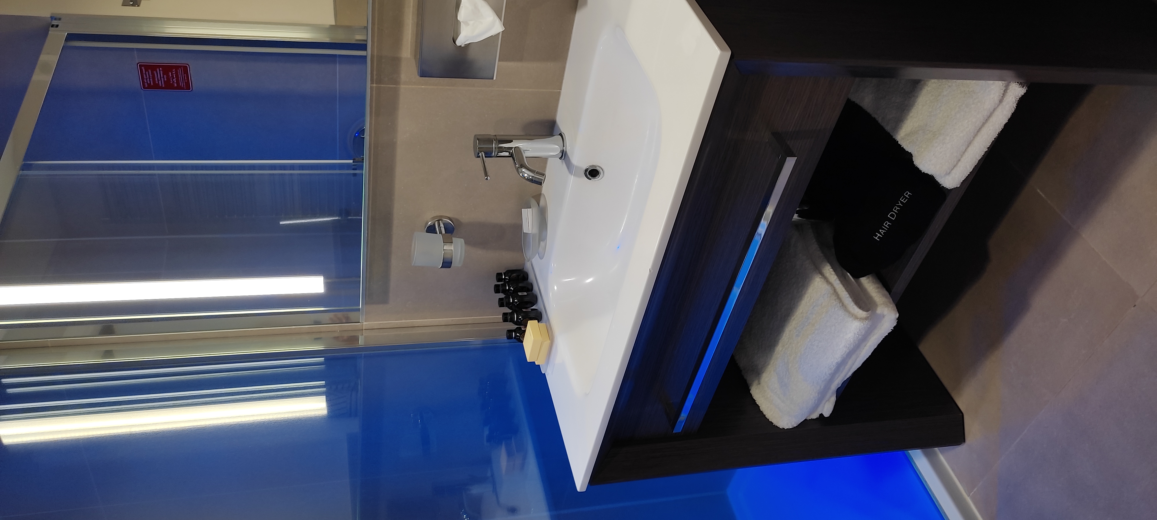 Фото DoubleTree by Hilton Hotel Yerevan City Centre