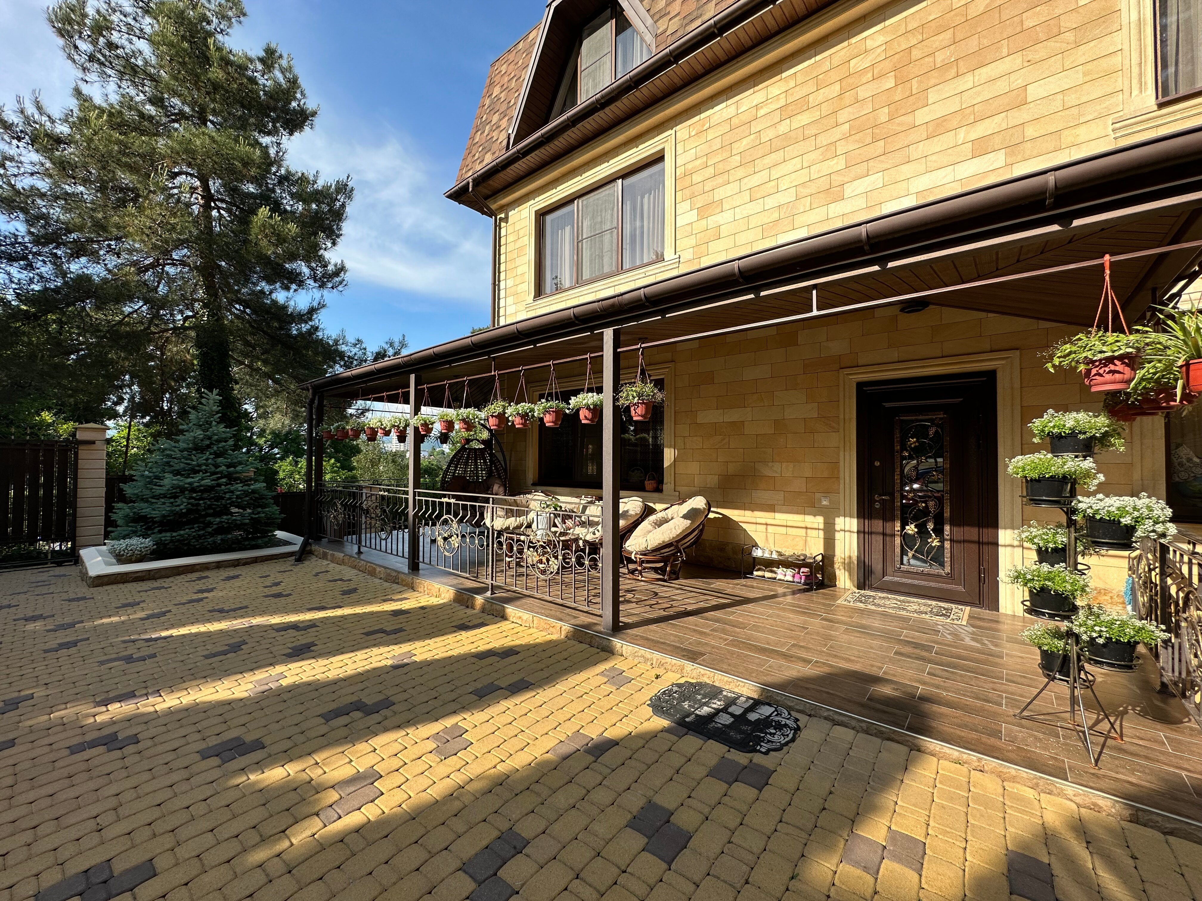 Фото Крисстал