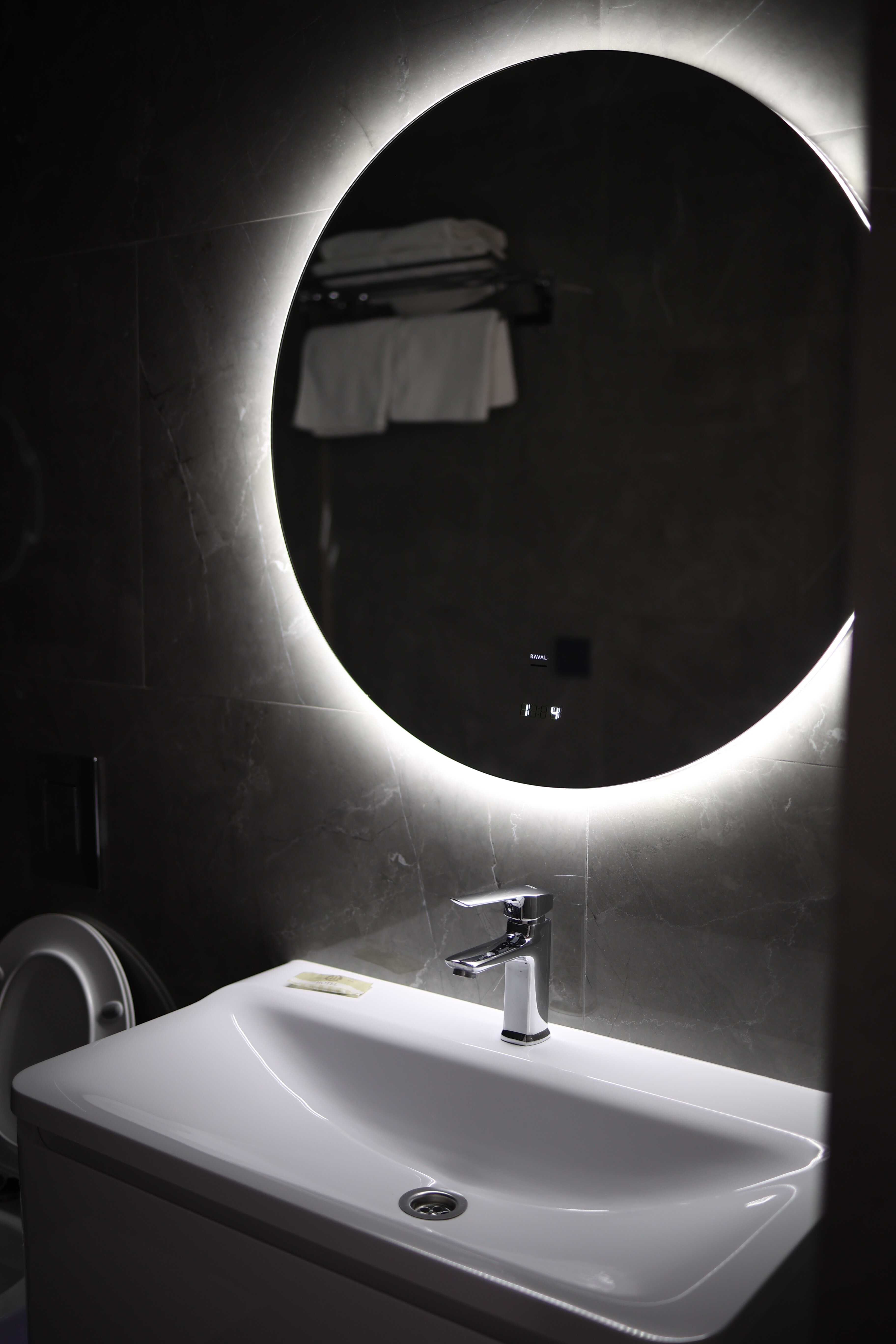 Фото Атмосфера