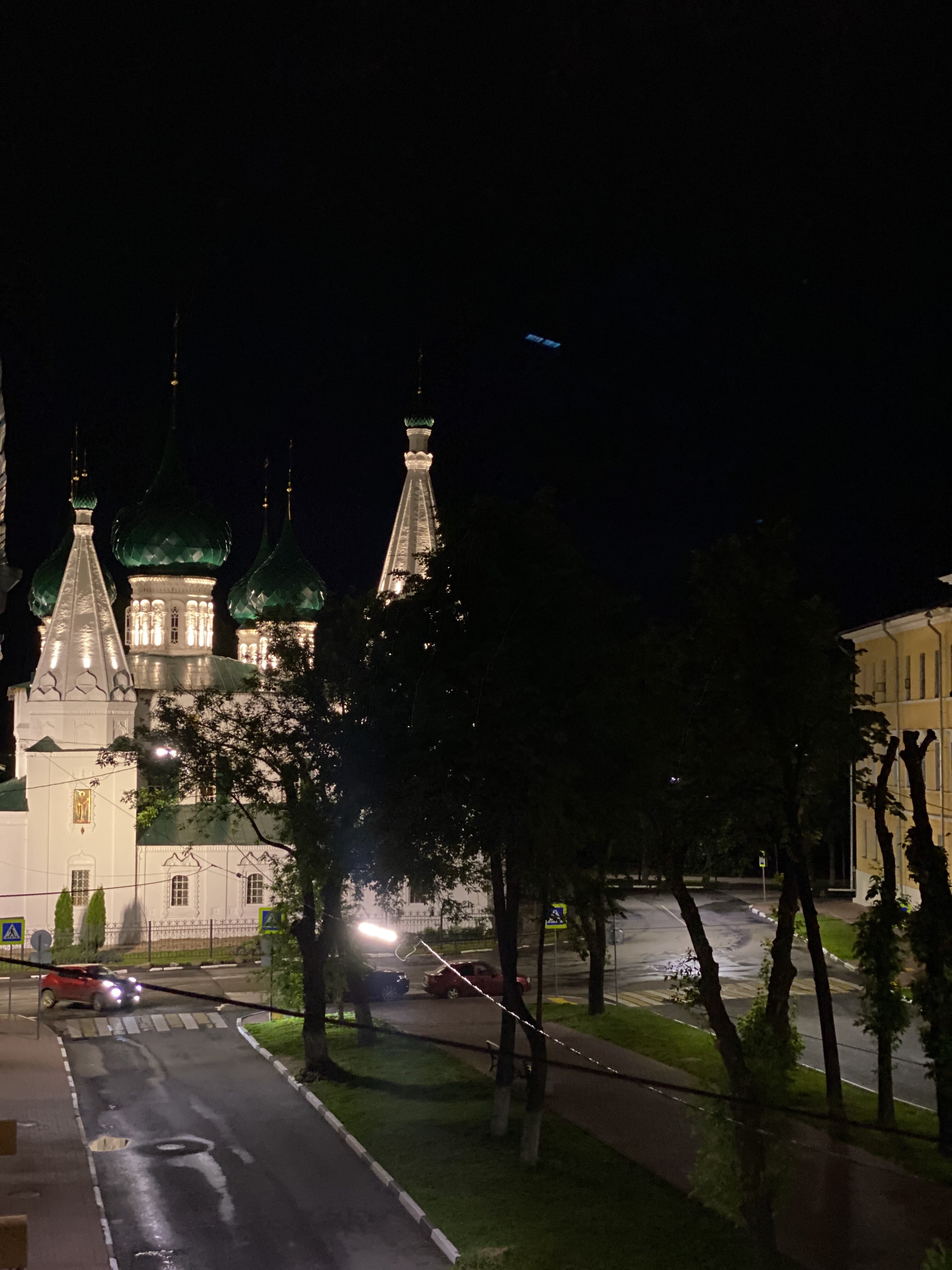 Фото Ред Хаус