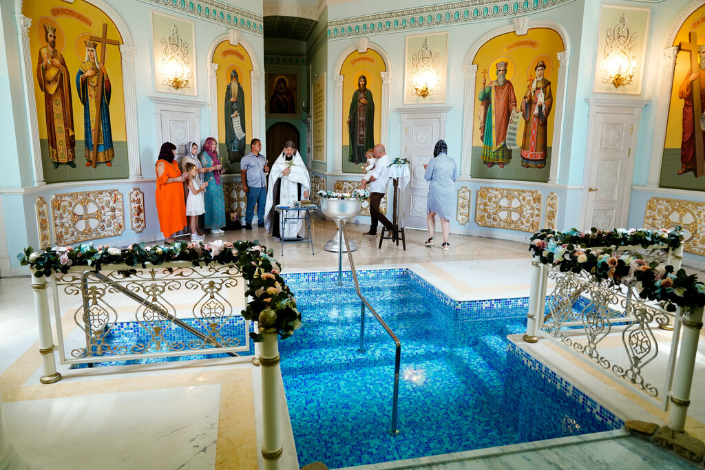 Православный храм Церковь Троицы Живоначальной в Динской, Краснодарский край, фото