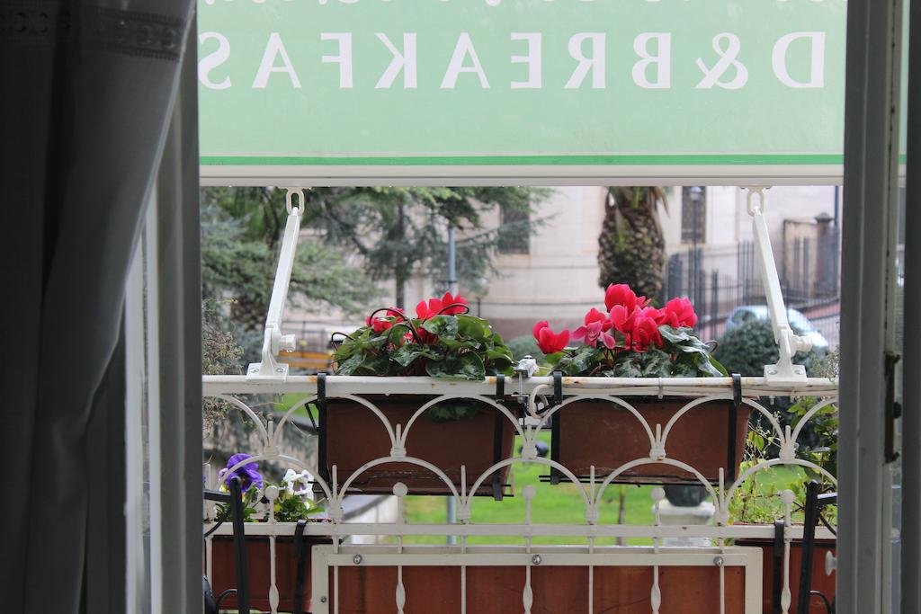 Фото B&b V&v Suite & Breakfast