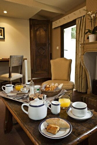 Внешний вид отеля Le Mas d'Entremont в Экс-ан-Провансе, фото 4