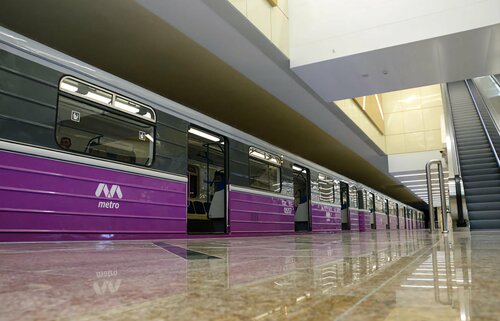 Memar Ajami metro station (Baku, Nesimi District, 5-th Microdistrict), metro station